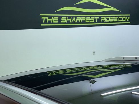 Used 2017 Cadillac XT5 Platinum w/ Driver Assist Package image 27