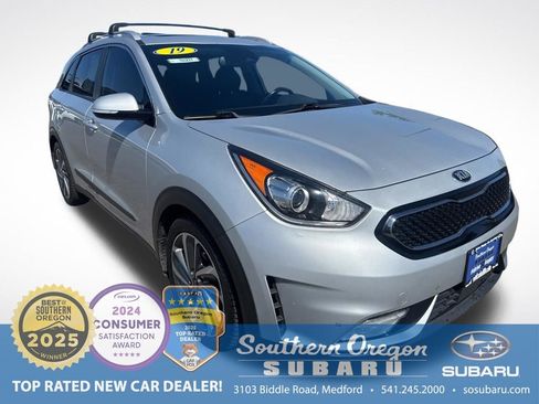 Used 2019 Kia Niro Touring w/ Paint Protection Film Package FWD image 1