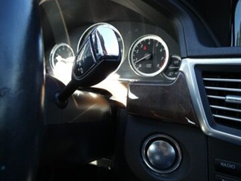 Used 2013 Mercedes-Benz E 350 4MATIC Wagon image 26