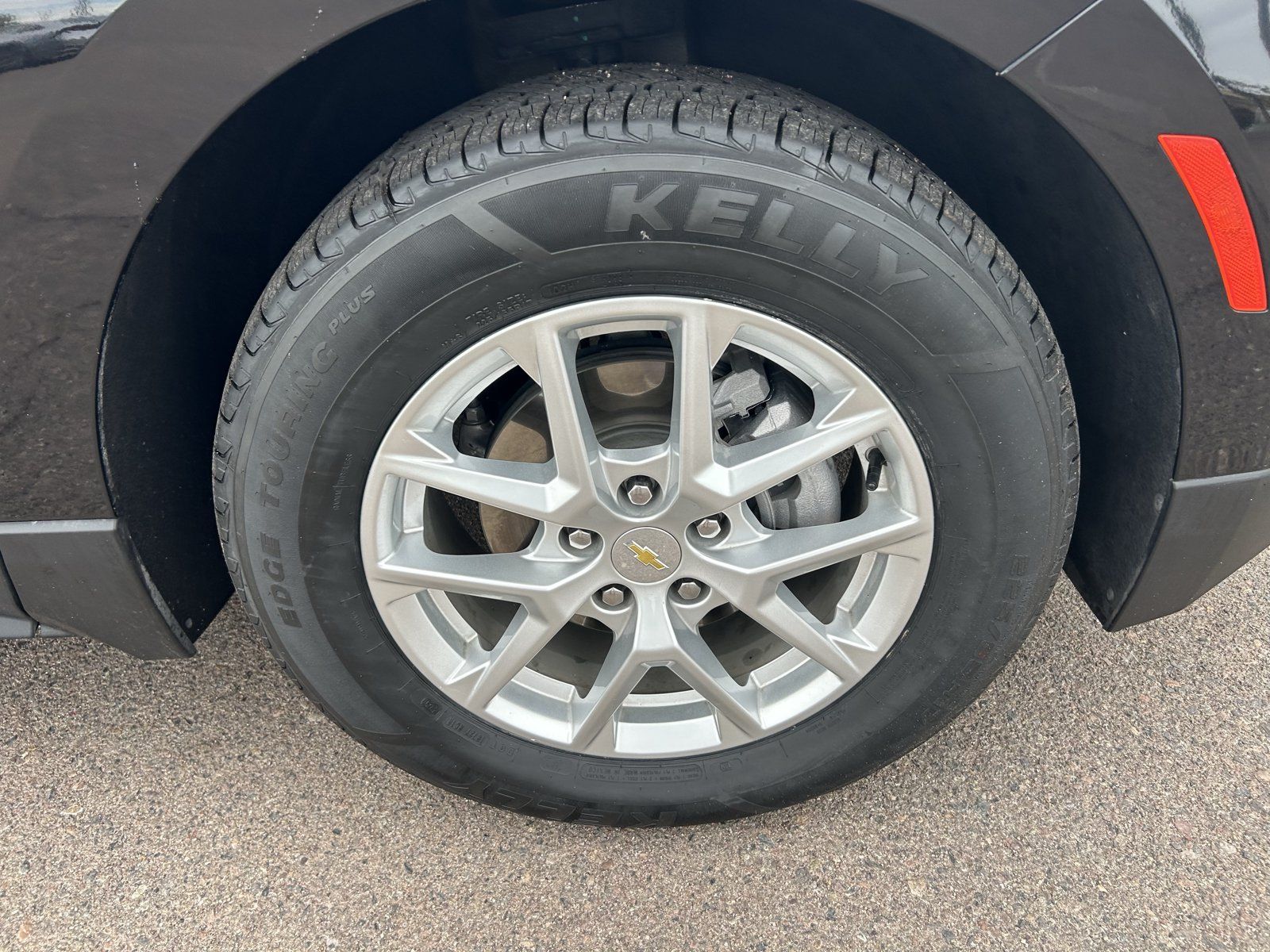 Used 2022 Chevrolet Equinox LS FWD image 9