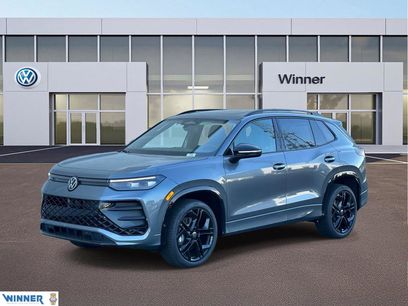 New 2026 Volkswagen Tiguan SE R-Line