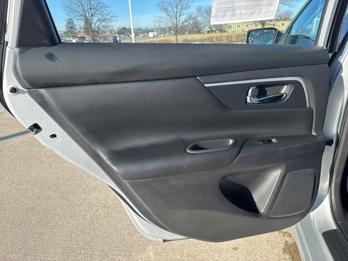 Used 2017 Nissan Altima 2.5 SV image 17