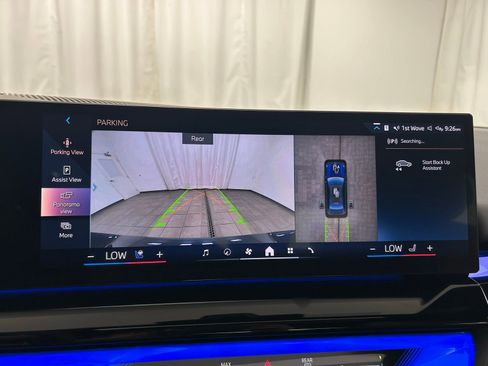 Used 2024 BMW 540i xDrive w/ Premium Package image 18