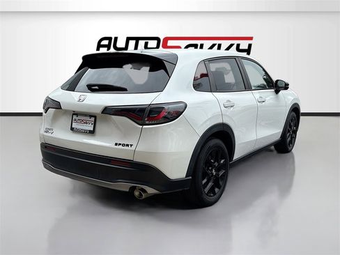 Used 2024 Honda HR-V Sport image 7