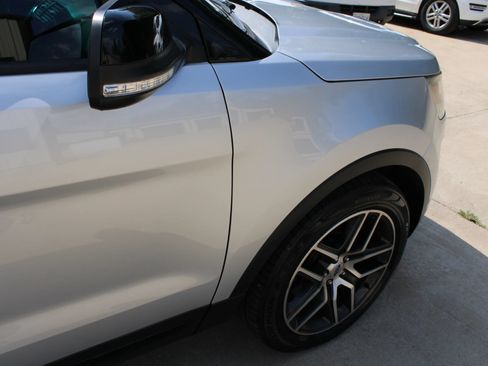 Used 2017 Ford Explorer Sport w/ Equipment Group 401A AWD/4WD image 10