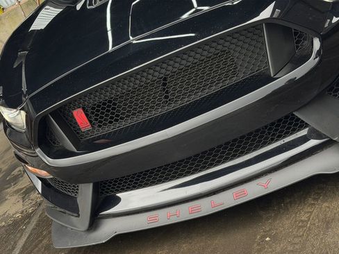 Used 2016 Ford Mustang Shelby GT350 w/ Track Package image 29