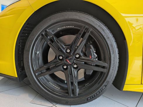 New 2026 Chevrolet Corvette Stingray Premium Conv w/ Z51 Performance Package RWD image 29