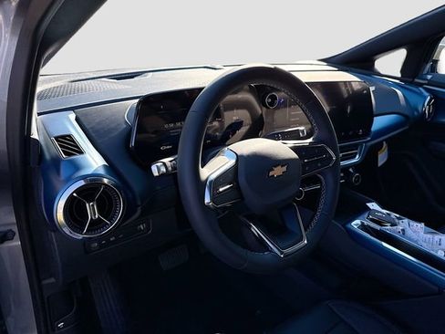 New 2026 Chevrolet Equinox EV LT image 10