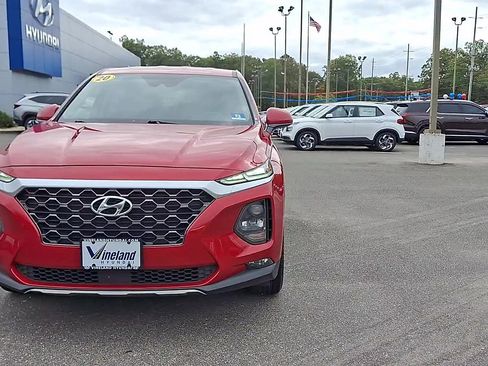 Used 2020 Hyundai Santa Fe SEL image 3