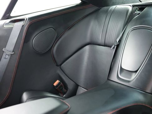 Used 2018 Aston Martin DB11 V12 RWD image 44