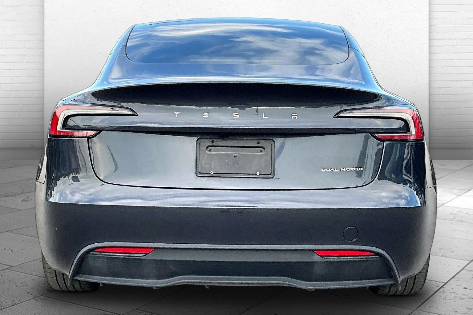 Used 2025 Tesla Model 3 Long Range AWD/4WD image 3