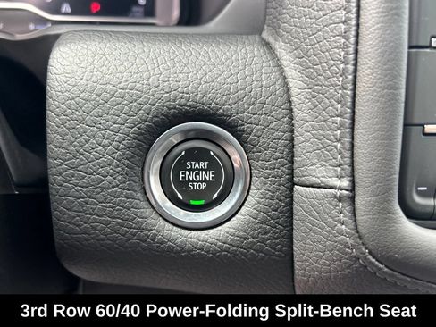 Used 2023 GMC Yukon Denali RWD image 45
