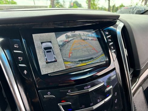 Used 2015 Cadillac Escalade Platinum image 28