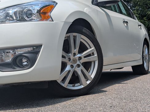 Used 2015 Nissan Altima 3.5 SL FWD image 36
