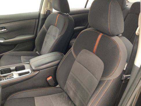 Used 2021 Nissan Sentra SR FWD image 17
