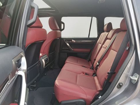 Used 2023 Lexus GX 460 Premium image 8