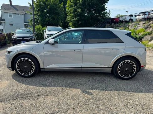 Used 2023 Hyundai Ioniq 5 Limited AWD/4WD image 3