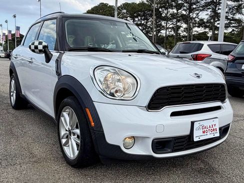 Used 2014 MINI Cooper Countryman S FWD image 3