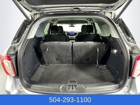 Used 2022 Ford Explorer XLT image 25