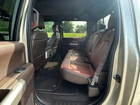 Used 2018 Ford F150 King Ranch w/ Equipment Group 601A Luxury AWD/4WD image 13