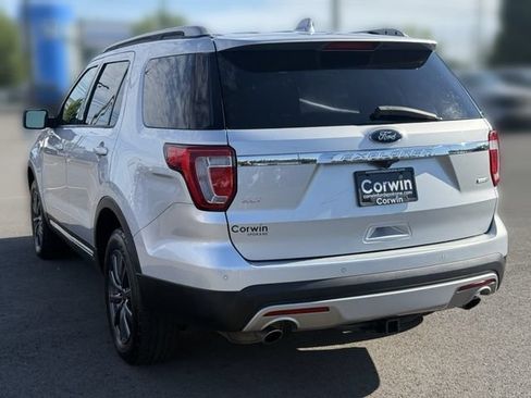 Used 2016 Ford Explorer XLT w/ Equipment Group 202A AWD/4WD image 14