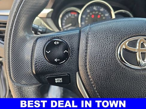 Used 2015 Toyota Corolla L FWD image 16