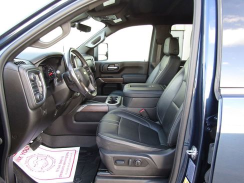 Used 2022 Chevrolet Silverado 3500 High Country w/ Z71 Off-Road Package image 30