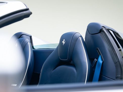 Used 2017 Ferrari 488 Spider RWD image 36