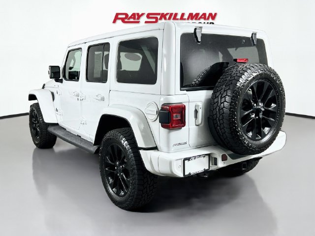 Used 2020 Jeep Wrangler Unlimited Sahara AWD/4WD image 5