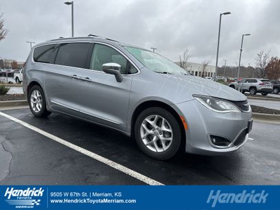 Used 2019 Chrysler Pacifica Limited