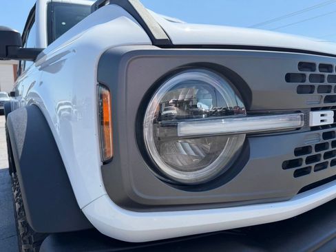 Used 2023 Ford Bronco Badlands AWD/4WD image 10