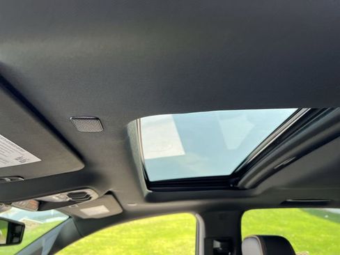 Used 2023 GMC Canyon AT4 w/ Canyon Safety Plus Package image 11