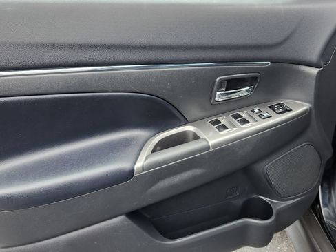 Used 2024 Mitsubishi Outlander Sport ES AWD/4WD image 6