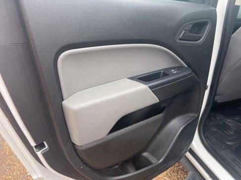 Used 2020 Chevrolet Colorado W/T w/ WT Convenience Package image 44