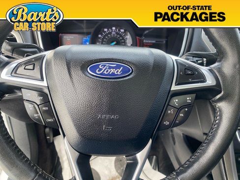 Used 2017 Ford Fusion SE w/ Equipment Group 201A image 29