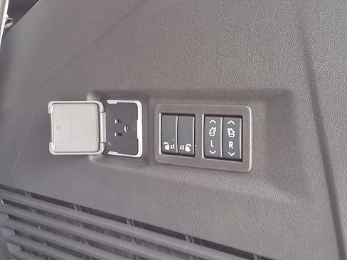 New 2025 Chevrolet Tahoe Premier image 7