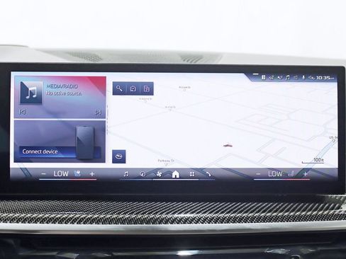 Used 2025 BMW X6 M60i AWD/4WD image 18