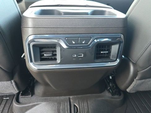 Used 2024 GMC Sierra 2500 Denali w/ Denali Reserve Package image 18