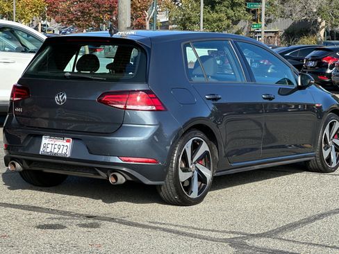 Used 2018 Volkswagen GTI SE image 4