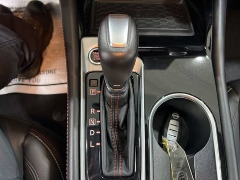 Used 2023 Nissan Altima 2.5 SR w/ SR Premium Package AWD/4WD image 9