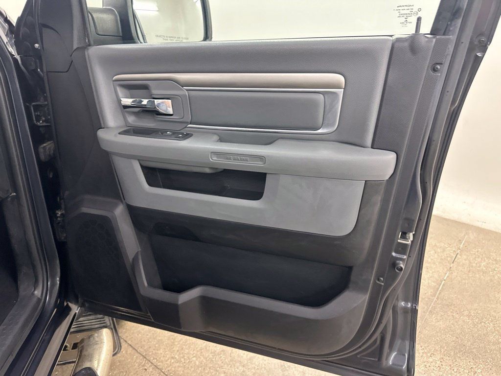 Used 2015 RAM 1500 Big Horn AWD/4WD image 22
