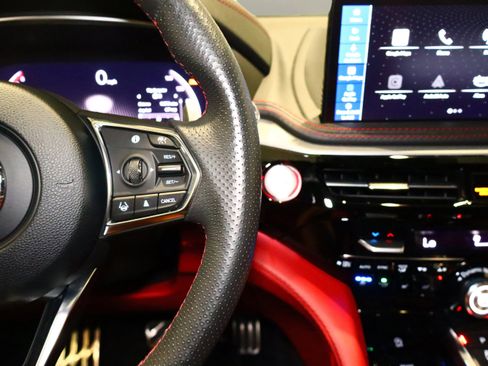 Used 2025 Acura MDX A-Spec image 13