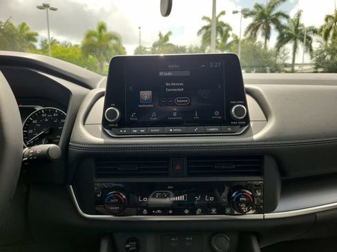 Used 2026 Nissan Rogue Dark Armor FWD image 19