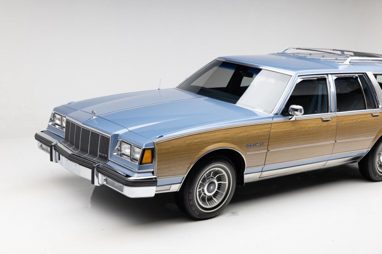 Used 1990 Buick Le Sabre Estate RWD image 25