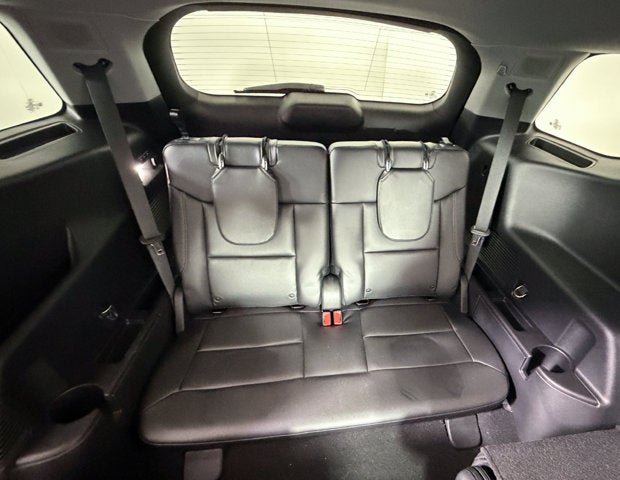 Used 2022 Ford Explorer Limited w/ Equipment Group 301A RWD image 7