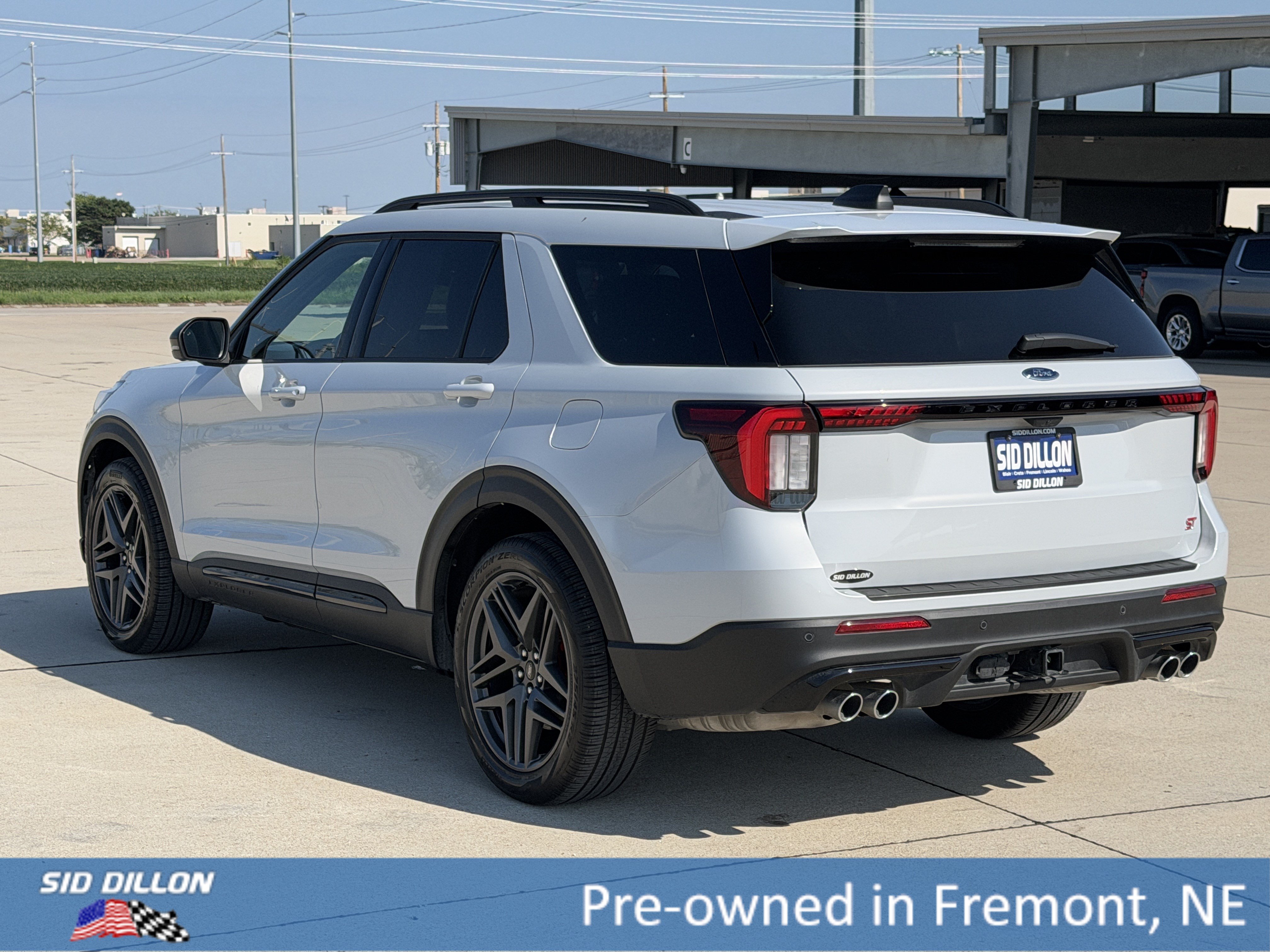 Used 2026 Ford Explorer ST w/ Sun And Sound Package AWD/4WD image 8