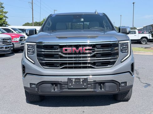 Used 2024 GMC Sierra 1500 SLT w/ SLT Convenience Package AWD/4WD image 3