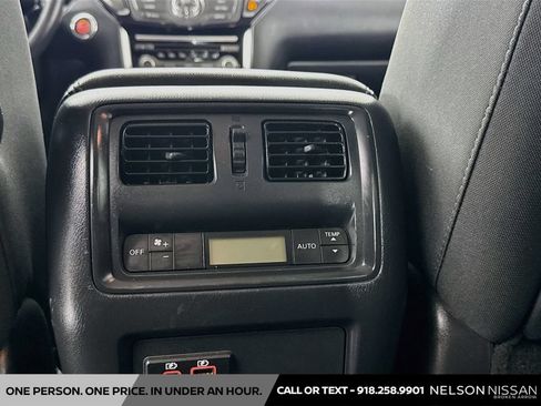 Used 2019 Nissan Pathfinder SV AWD/4WD image 22