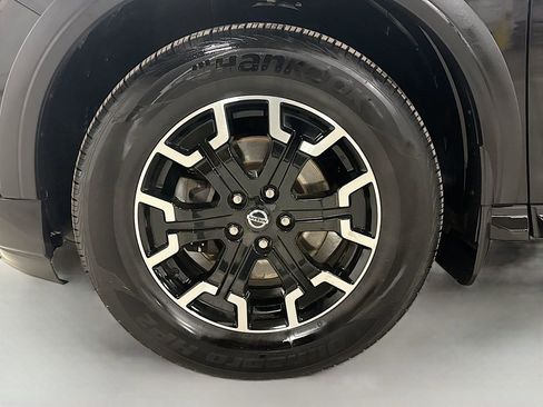 Used 2020 Nissan Pathfinder SL image 42