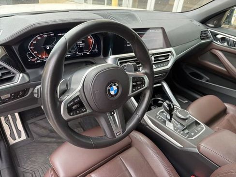 Used 2023 BMW M440i Convertible w/ Premium Package image 9